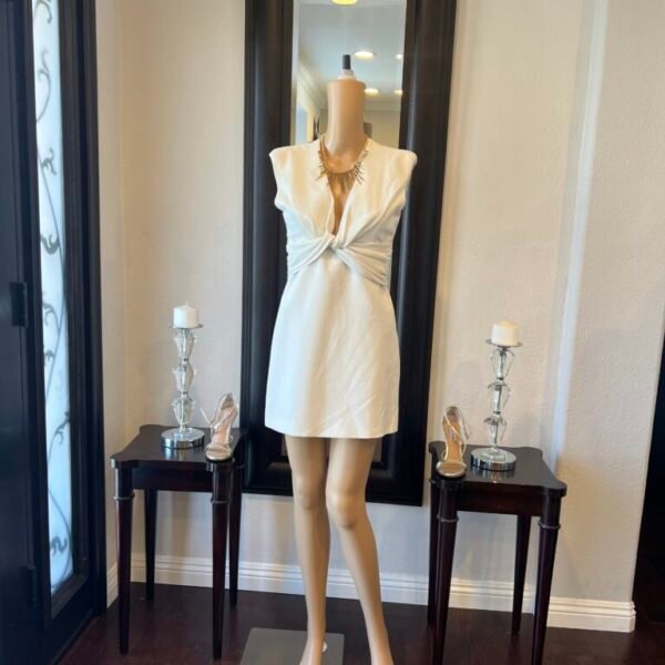 Off White Dress By Zara Size Small $34.99